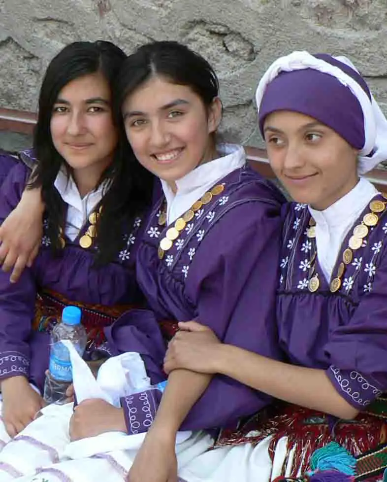 azerbaijan girls. light-eyed girls wore the